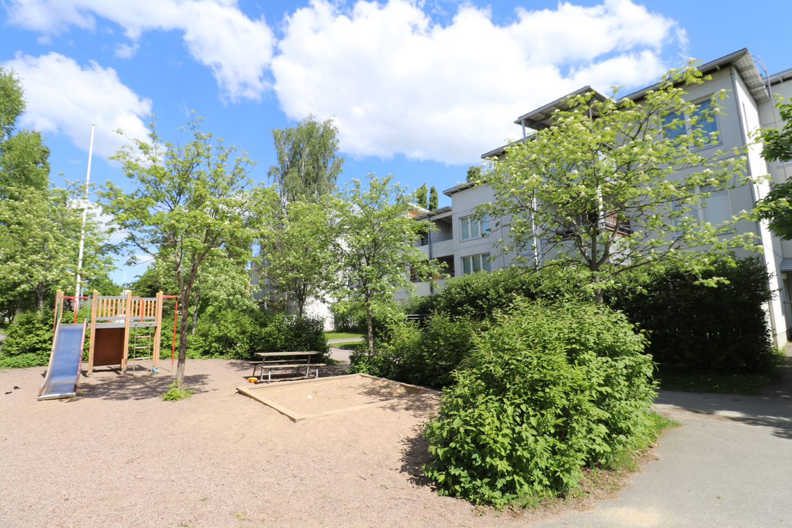 Papulintie 8, Nummela 1